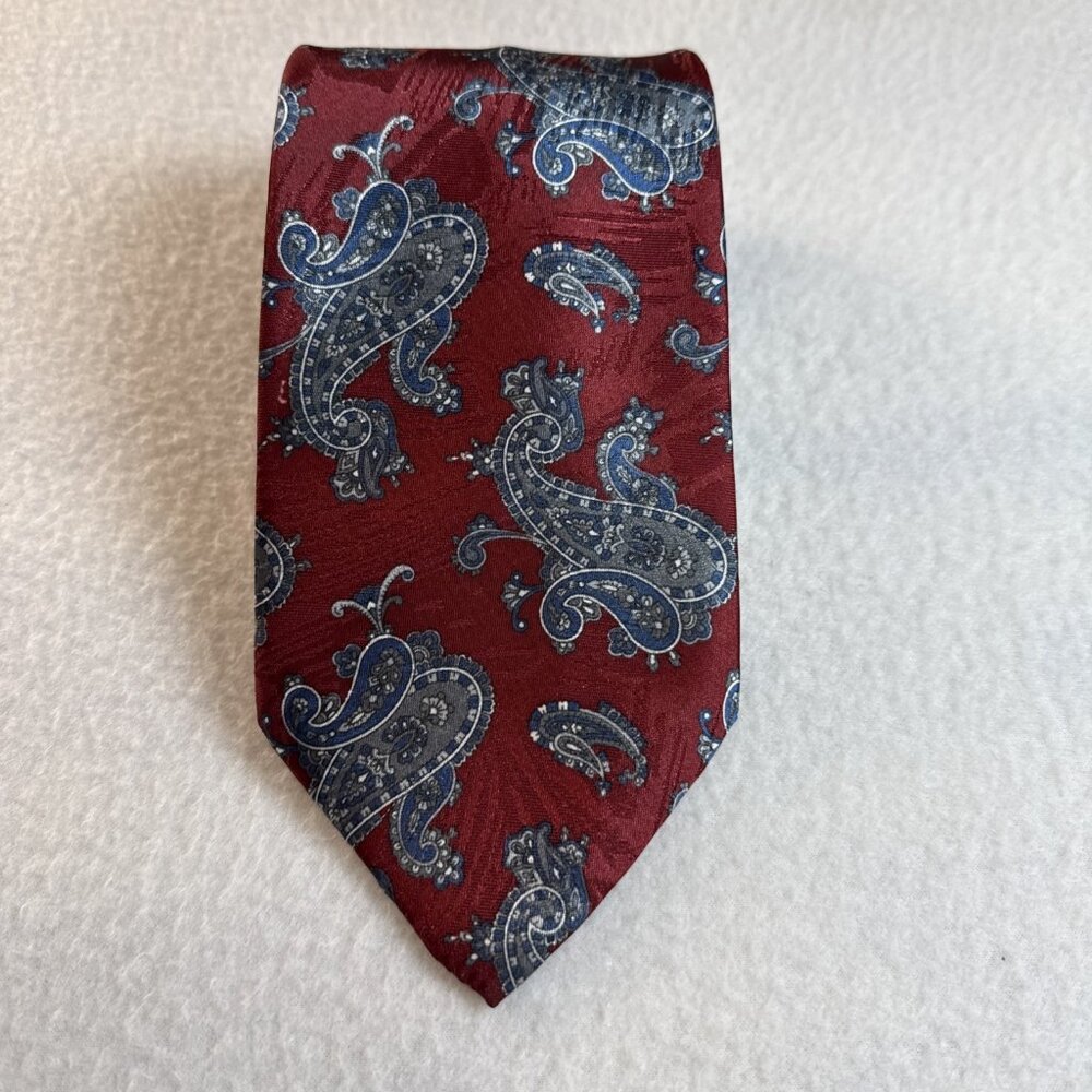 David Taylor Tie Necktie 58"‎ x 4" Maroon Base With Blue Grey Paisley